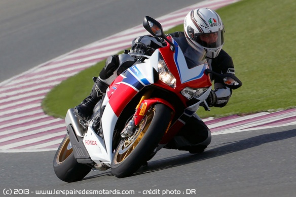 Essai Honda CBR 1000 RR SP Fireblade