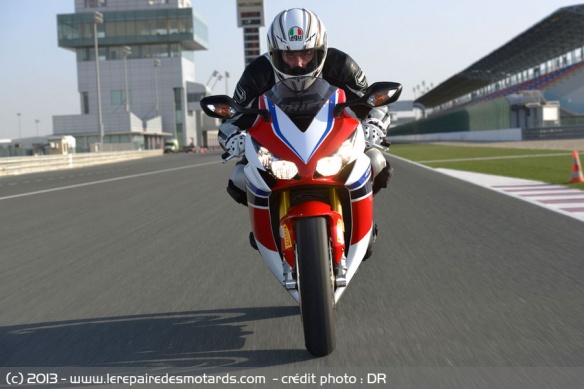 Essai Honda CBR 1000 RR SP Fireblade sur piste