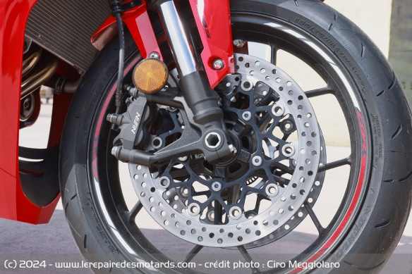 Les étriers radiaux Nissin de la Honda CBR650R E-Clutch