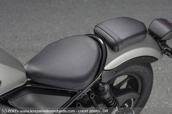 La selle de la Honda CMX 500 Rebel