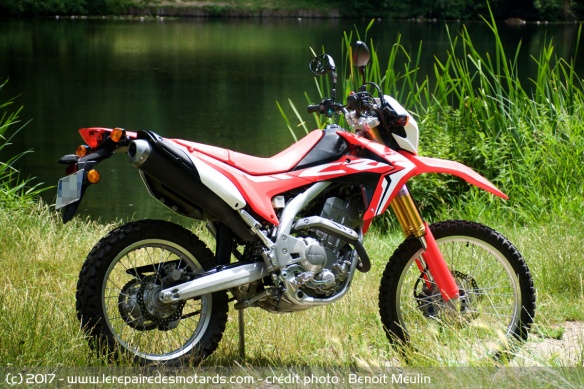 Essai Honda CRF250L : la version Euro4 côté droit