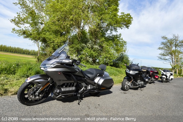 Essai comparatif Honda Goldwing GL 1800