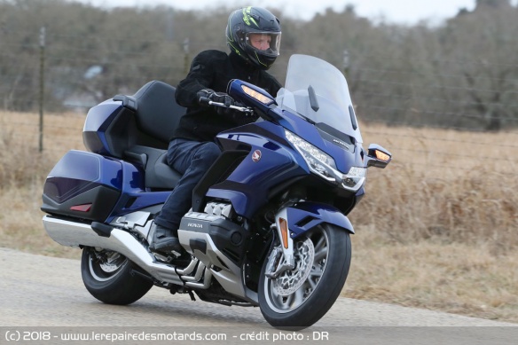Essai Honda GL1800 GoldWing sur route