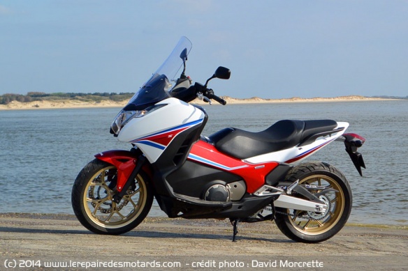 Honda Integra 750