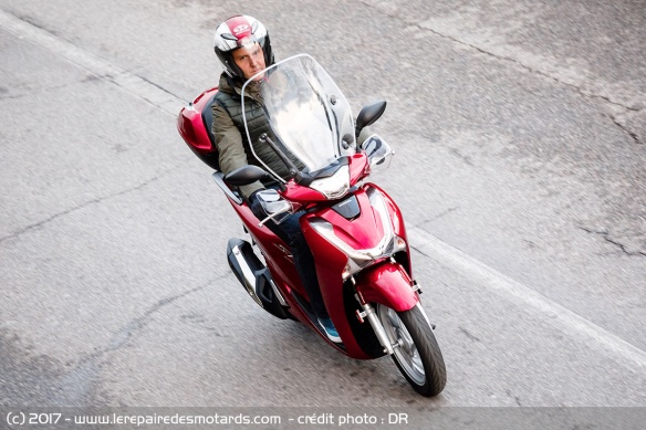 Vue du dessus du Honda SH 125i