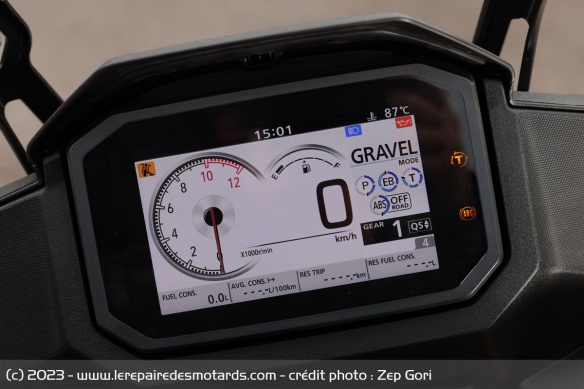 Compteur TFT de la Honda XL750 Transalp