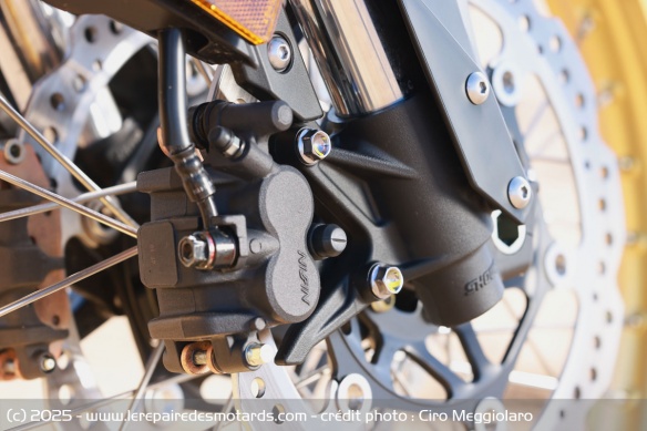 Le frein avant Nissin de la Honda XL750 Transalp 2025