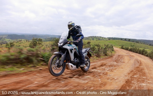 Essai moto Honda XL750 Transalp E-clutch