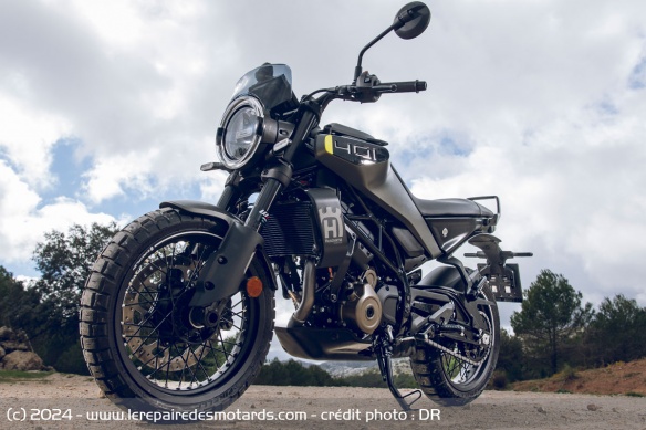 La Husqvarna Svartpilen 401 2024 est vendue 6.749 euros