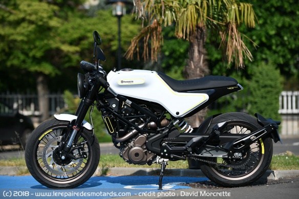 Husqvarna Vitpilen 401 ou flèche blanche
