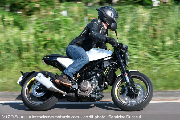 Essai Husqvarna Vitpilen 401 sur route