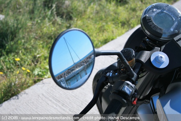 Rétroviseur de la Husqvarna Vitpilen 701