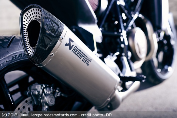 La Vitpilen peut également recevoir un silencieux Akrapovic