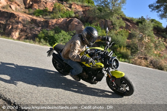 Essai moto Husqvarna Vitpilen 801 Essai moto Husqvarna Vitpilen 801