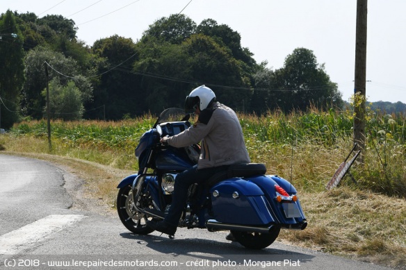 Manoeuvre avec l'Indian Chieftain Limited
