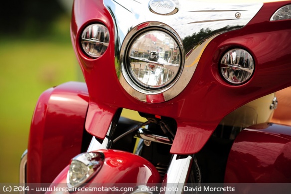 Phares et triple optique avant Indian Roadmaster