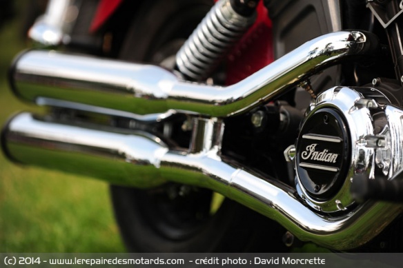 Double échappement Indian Scout
