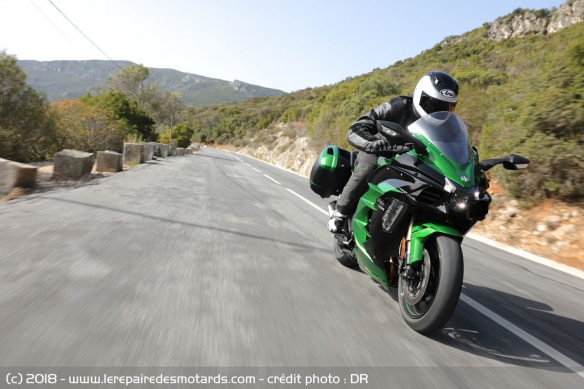 Essai Kawasaki H2 SX SE suir grande route