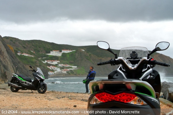 Maxi-scooters Kawasaki J300