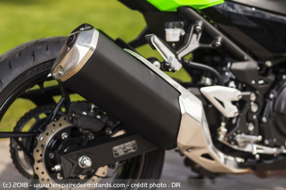 Echappement de la Kawasaki Ninja 400
