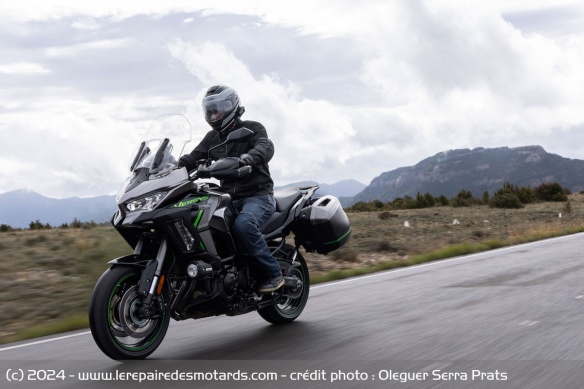 La Versys offre un confort à toute épreuve pour le cruising à haute vitesse
