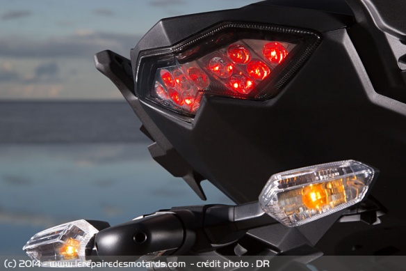 Feu arrière Kawasaki Versys 650