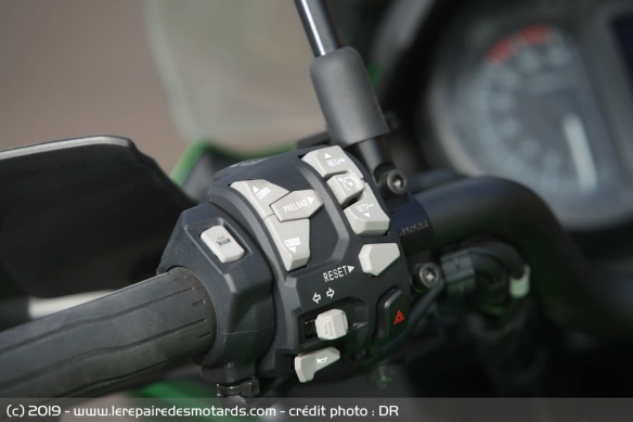 Commodos de la Kawasaki Versys 1000 SE