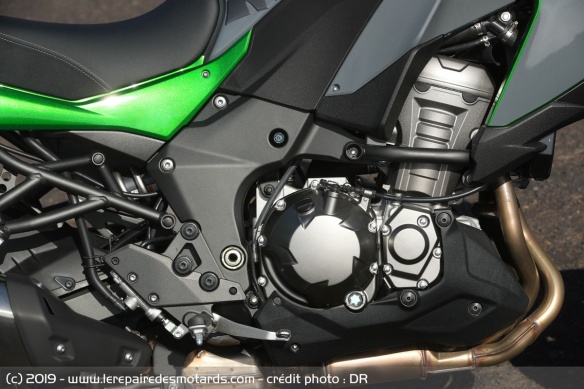 Le 4 cylindres de la Kawasaki Versys 1000 SE