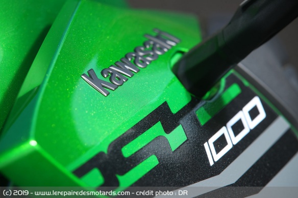 Peinture de la Kawasaki Versys 1000 SE