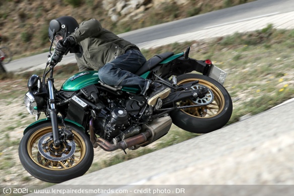 Pneus Dunlop Sportmax Roadsport 2