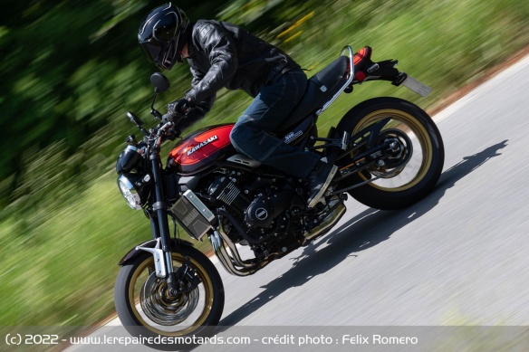 Essai de la Kawasaki Z900RS 50th sur route