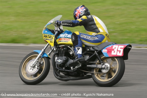 La Moriwaki Kawasaki Z1B offre une excellente maniabilité tout en restant stable