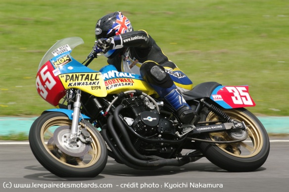 Essai de la Moriwaki Kawasaki Z1B sur piste