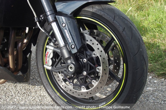 Le freinage est assuré par Brembo