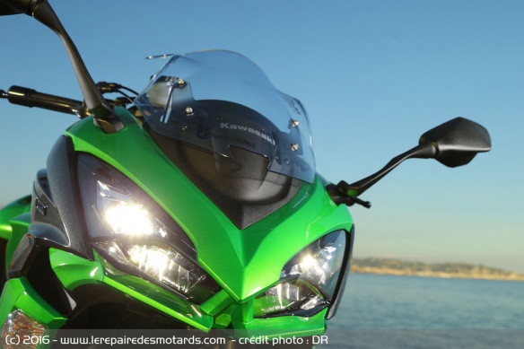 Phare de la Kawasaki Z1000SX