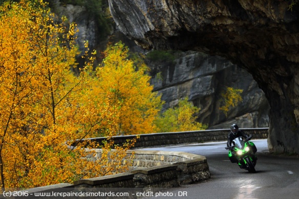 Kawasaki Z1000SX sur route