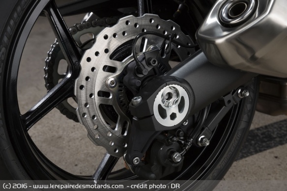 Roue arrière de la Kawasaki Z1000SX
