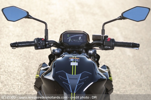 Ergonomie de la Kawasaki Z650