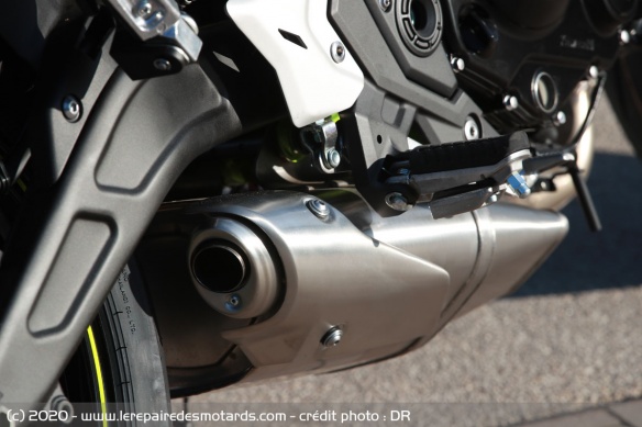 Le silencieux de la Kawasaki Z650