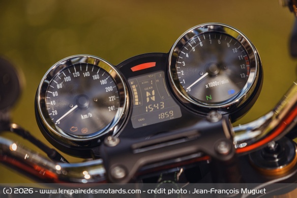 L'instrumentation de la Kawasaki Z900RS SE