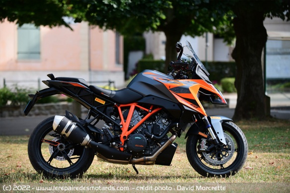 KTM 1290 Super Duke GT : the beast