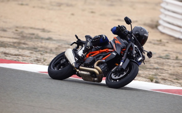 Essai de la KTM 1390 Super Duke R