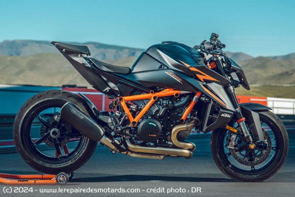 La KTM 1390 Super Duke R
