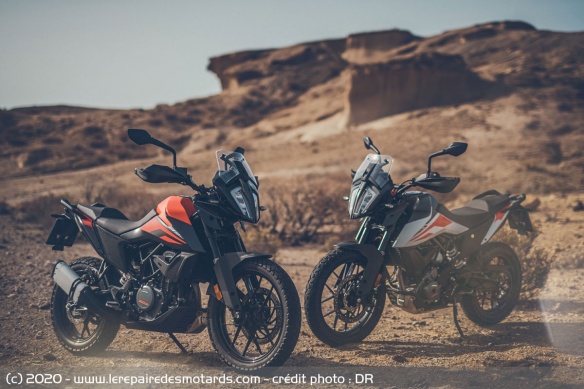 La 390 Adventure est déclinée dans deux coloris