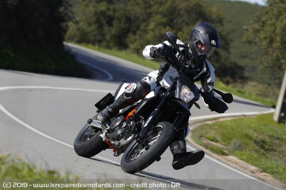 Essai de la KTM 690 SMC-R sur route