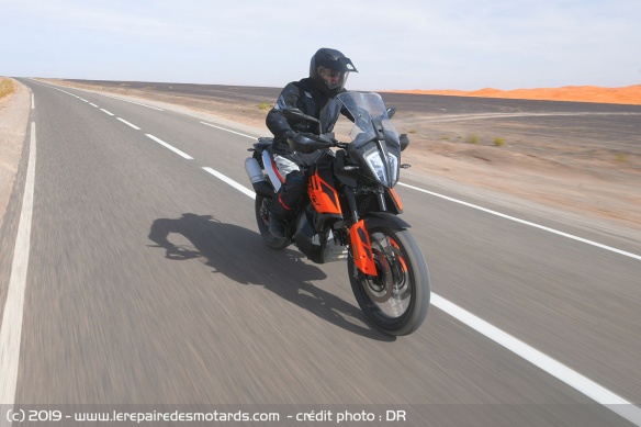 KTM 790 Adventure sur route