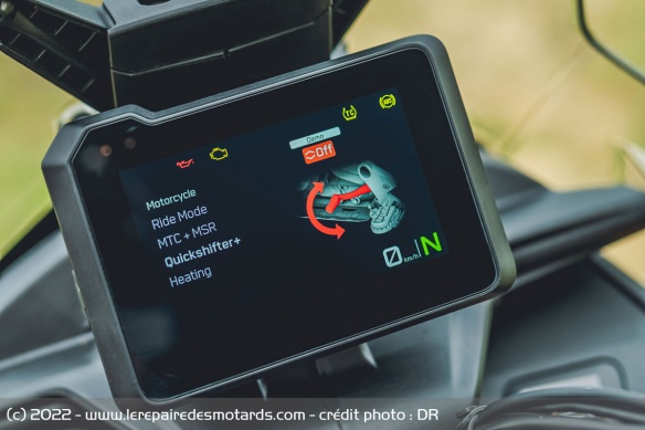 Un mode Demo permet de tester certaines options durant 1500 km avant de les acheter