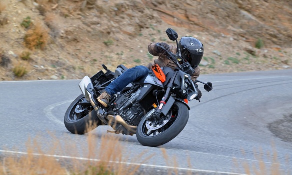 Essai du roadster KTM 990 Duke