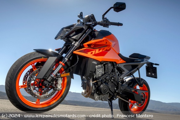 La KTM 990 Duke réclame 14.949 euros