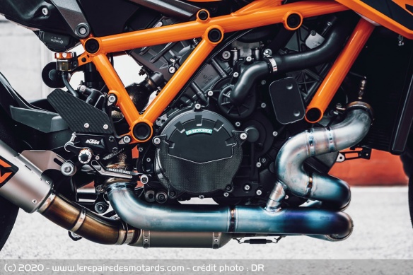 Le V-Twin affiche une cylindrée de 1.301 cm3